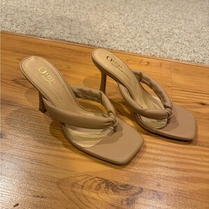 Nude thong strap heels